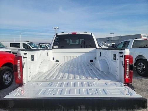 2023 Ford F-350 XL