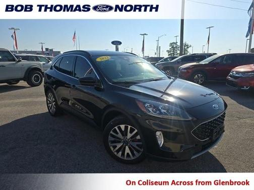 2022 Ford Escape Titanium Hybrid