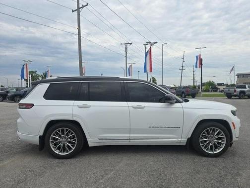 2023 Jeep Grand Cherokee L Summit