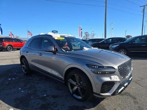 2023 Genesis GV70 2.5T