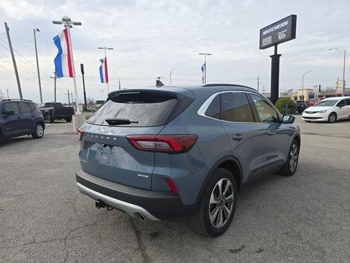 2023 Ford Escape Platinum