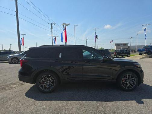 Agate Black Metallic 2026 Ford Explorer ST