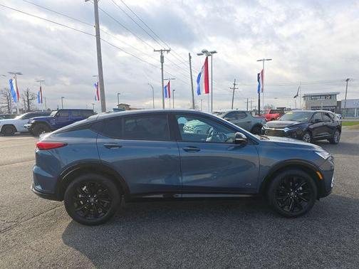 Ocean Blue Metallic 2025 Buick Envista Sport Touring