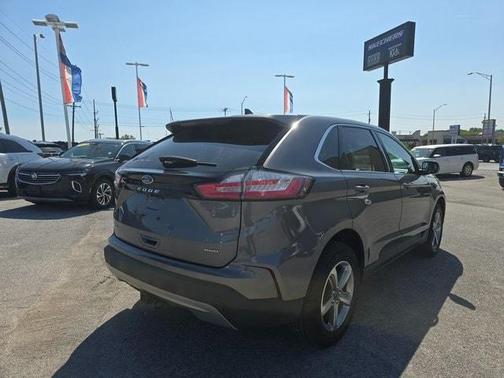 2021 Ford Edge SEL