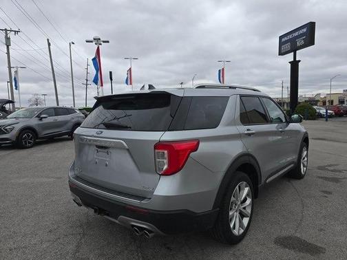 2023 Ford Explorer Platinum