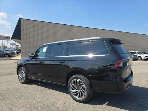 2025 Lincoln Navigator L Reserve