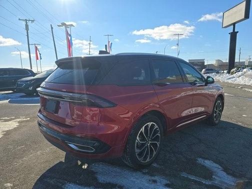 2024 Lincoln Nautilus Reserve