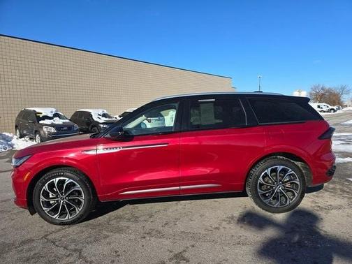 2024 Lincoln Nautilus Reserve