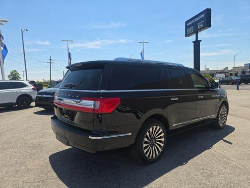Black Metallic 2019 Lincoln Navigator L Reserve