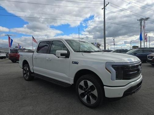 2025 Ford F-150 Lightning Platinum