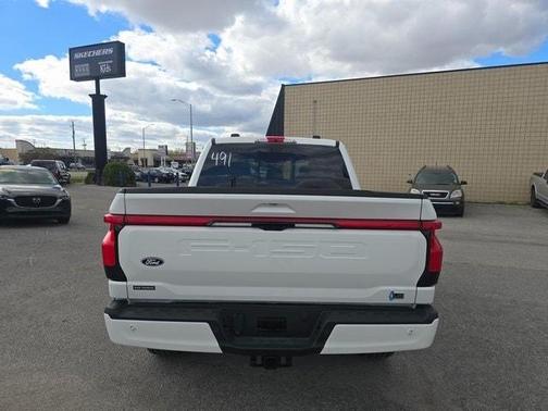 2025 Ford F-150 Lightning Platinum