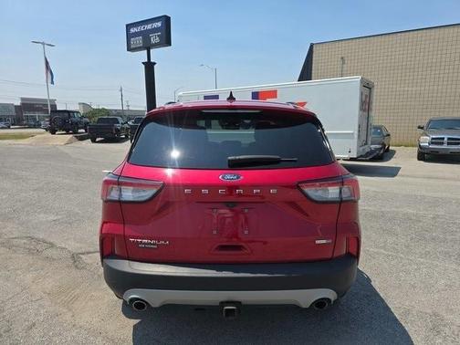 2020 Ford Escape Titanium