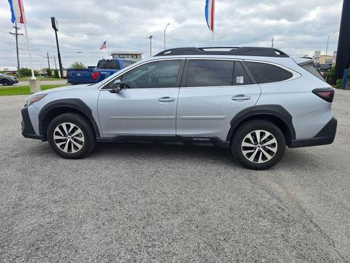Ice Silver Metallic 2024 Subaru Outback Premium