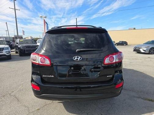 2012 Hyundai SANTA FE SE