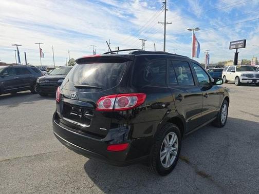 2012 Hyundai SANTA FE SE