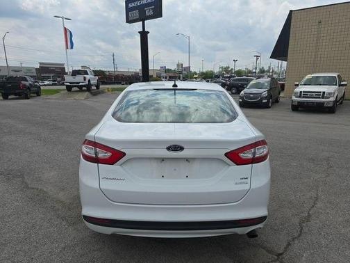 2013 Ford Fusion SE