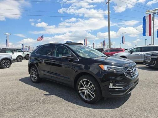 Black Metallic 2024 Ford Edge Titanium