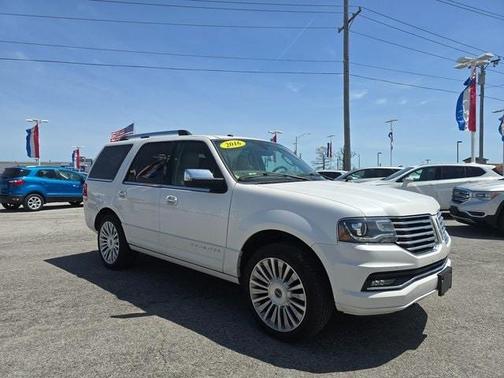 2016 Lincoln Navigator Select