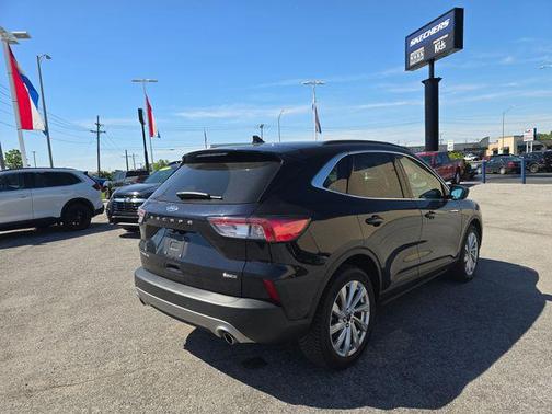 Blue Metallic 2021 Ford Escape Titanium Hybrid