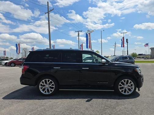 Shadow Black 2018 Ford Expedition Platinum