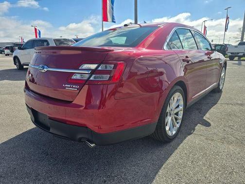 Ruby Red Metallic 2017 Ford Taurus Limited