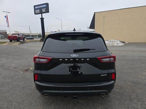 Agate Black Metallic 2026 Ford Escape ST-Line Elite