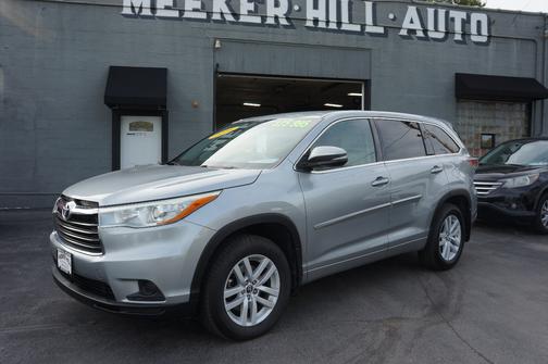 2016 Toyota Highlander LE