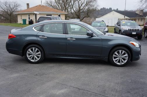 2011 INFINITI M37x Base