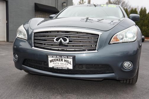 2011 INFINITI M37x Base