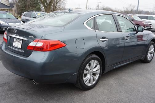 2011 INFINITI M37x Base