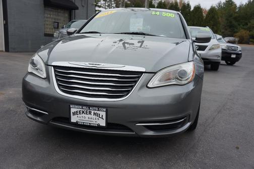 2011 Chrysler 200 Touring