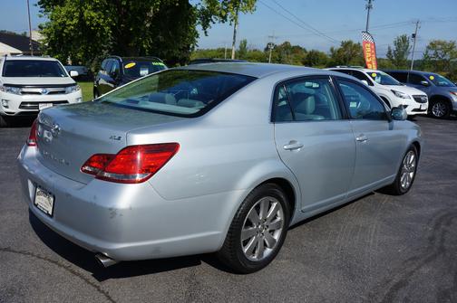 2007 Toyota Avalon XLS
