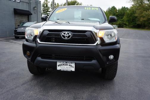 2014 Toyota Tacoma Base