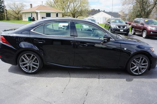 2015 Lexus IS 250 Crafted Line