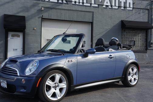 2007 MINI Cooper S Base