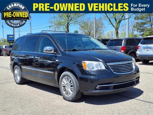 2014 Chrysler Town & Country Touring-L