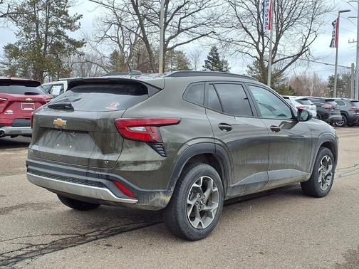 2024 Chevrolet Trax LT