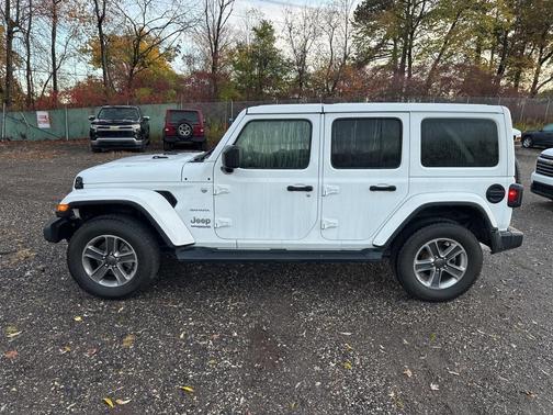 2021 Jeep Wrangler Unlimited Sahara