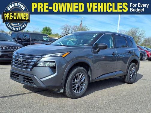 Gun Metallic 2024 Nissan Rogue S