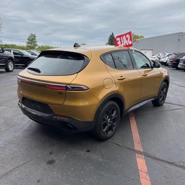 Gold 2024 Dodge Hornet R/T
