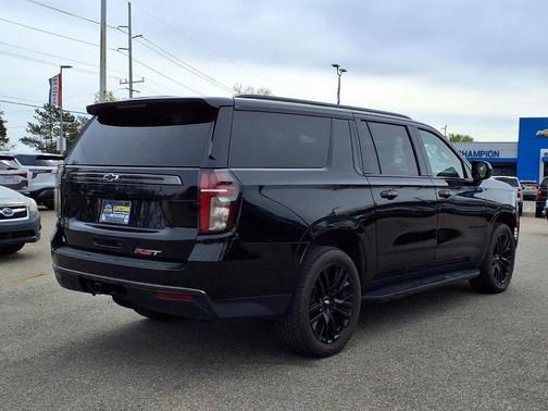 Black 2021 Chevrolet Suburban RST