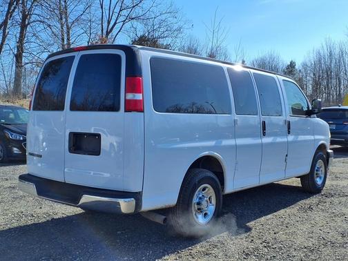 2019 Chevrolet Express 2500 LT