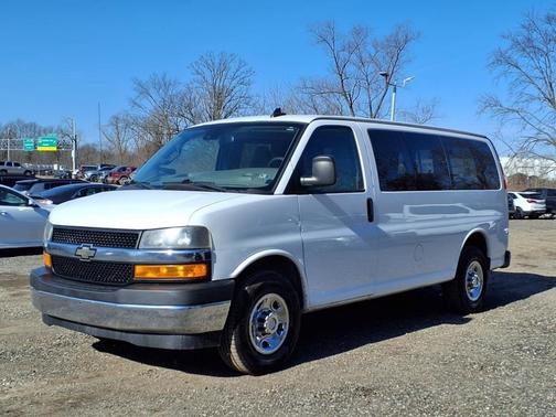 2019 Chevrolet Express 2500 LT