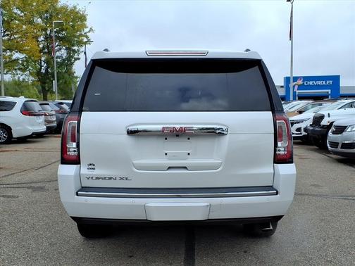 2017 GMC Yukon XL Denali
