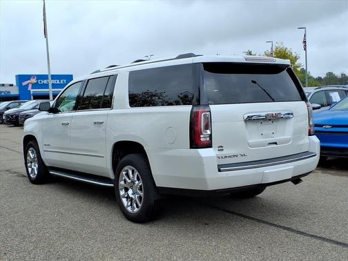 2017 GMC Yukon XL Denali