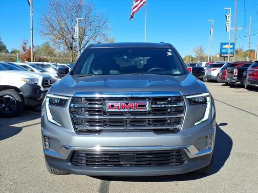 2024 GMC Acadia Elevation