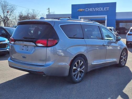2018 Chrysler Pacifica Limited