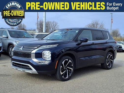 2024 Mitsubishi Outlander SE Black Edition