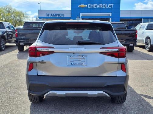 Steel Gray 2022 Kia Seltos LX