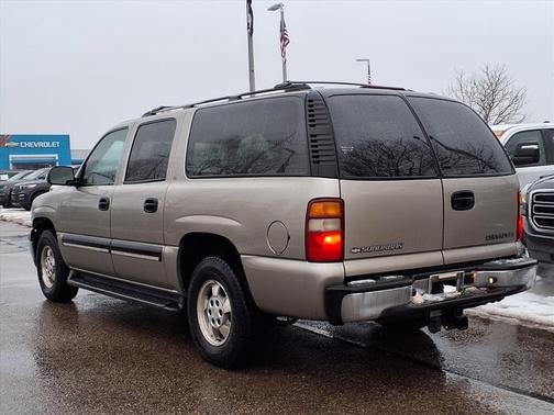 2002 Chevrolet Suburban LS